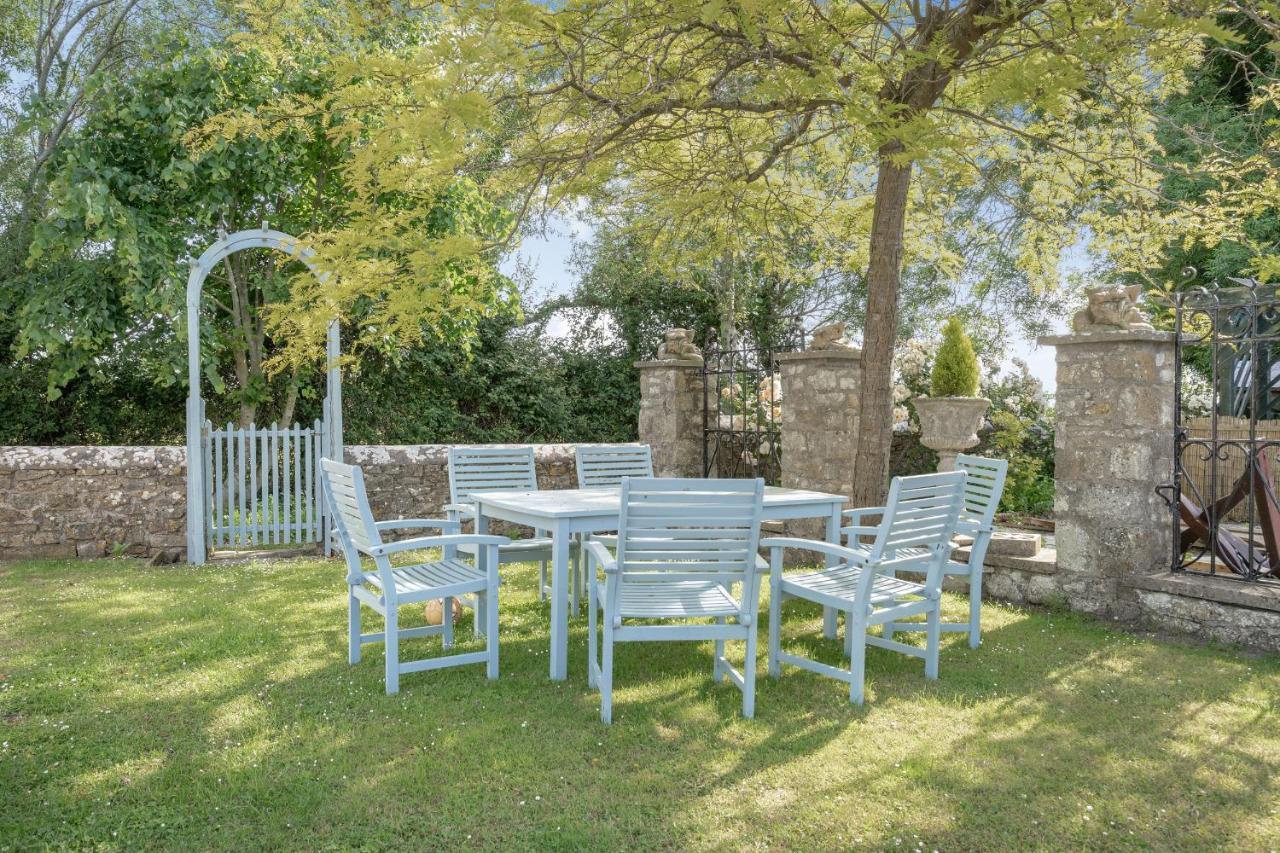 Ash Cottage 란트윗메이어 외부 사진